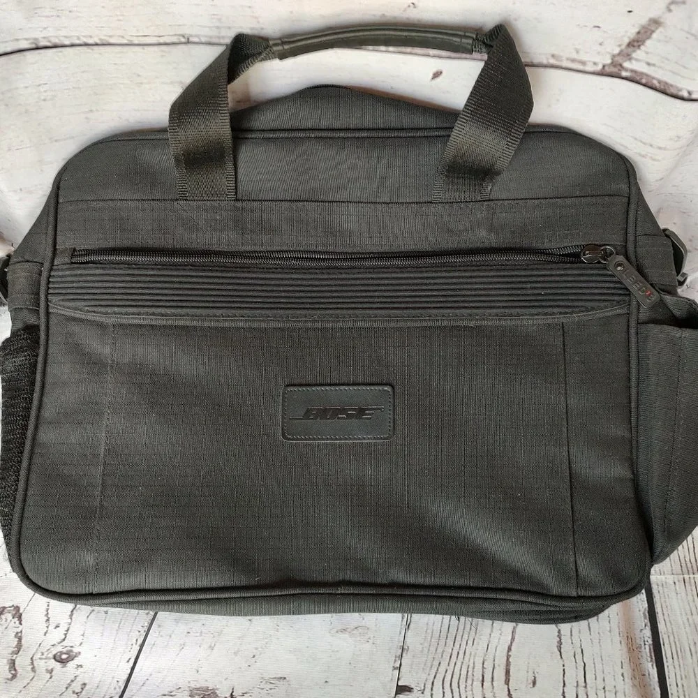 Bose Leed's Messenger Laptop Bag